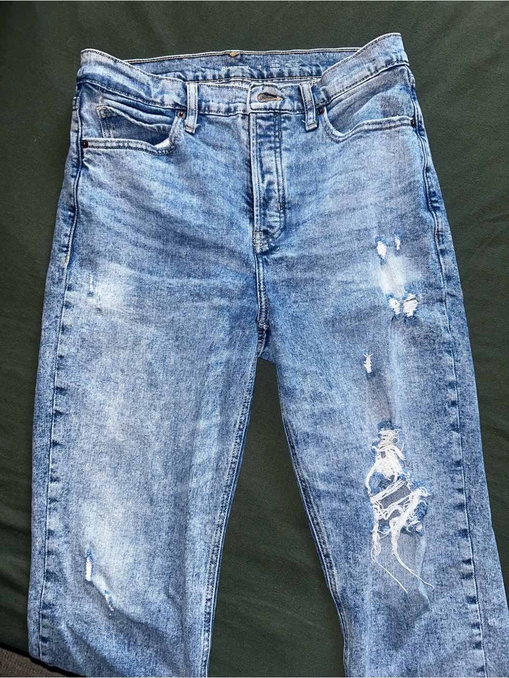Old Navy Light Blue Distressed Women’s Jeans